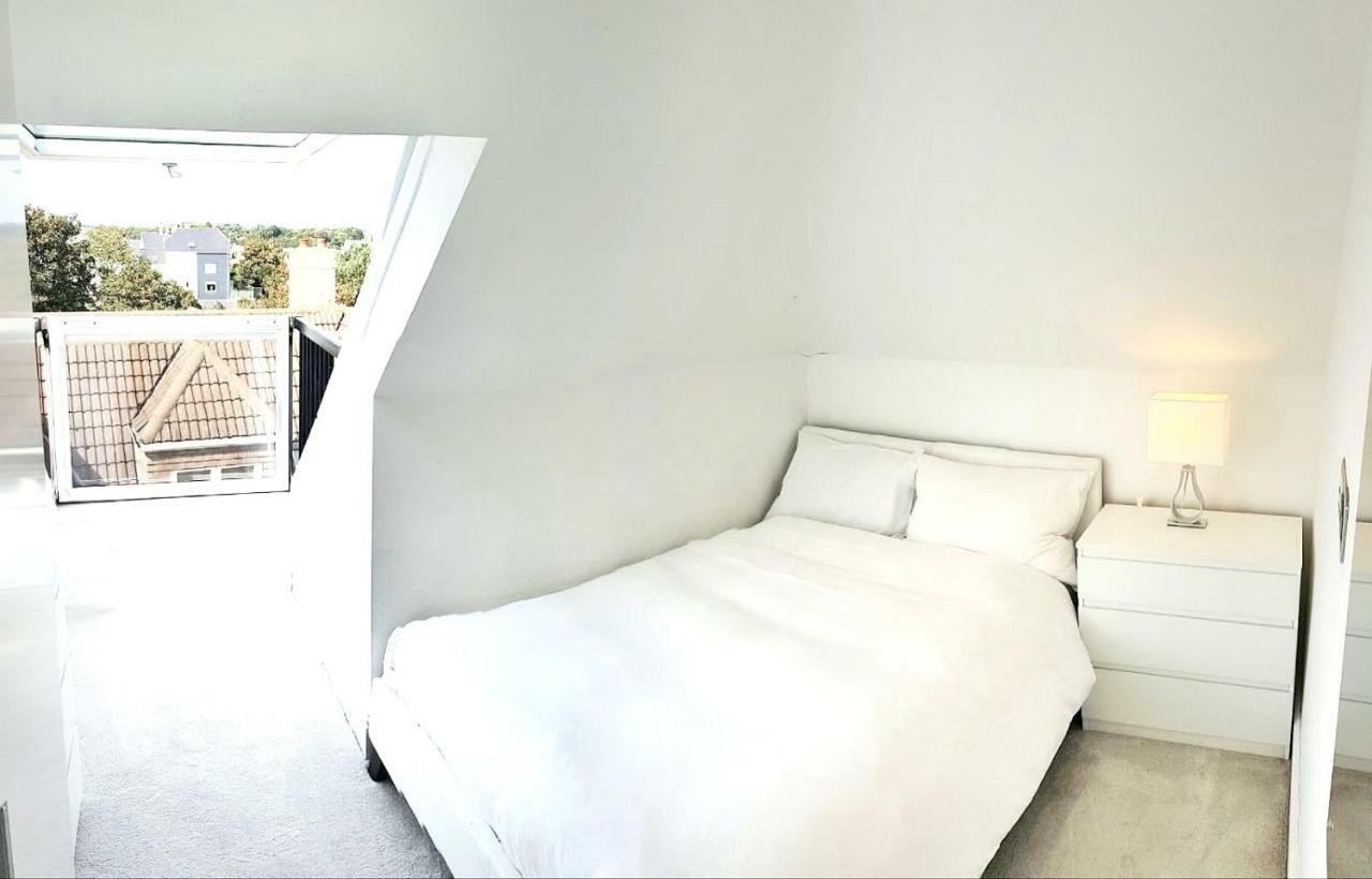 Stunning Luminous Penthouse/ 2Beds 2Baths Διαμέρισμα Μπόρνμουθ Εξωτερικό φωτογραφία