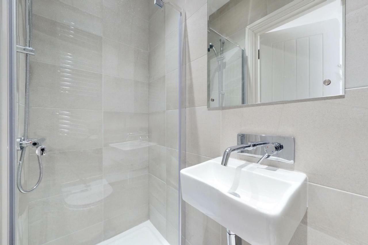 Stunning Luminous Penthouse/ 2Beds 2Baths Διαμέρισμα Μπόρνμουθ Εξωτερικό φωτογραφία